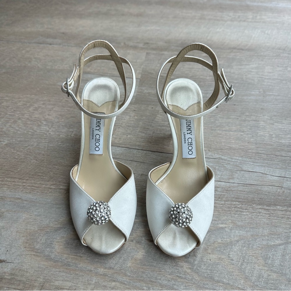 Jimmy Choo women’s sacora 85 satin sandals with crystal sphere size 37